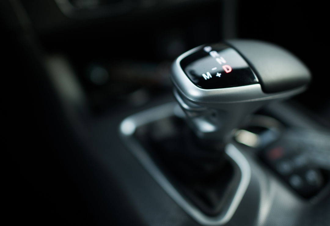 Otomatik Şanzıman Tahriki. Modern Vites Kolu Yakın Çekim Fotoğrafı.